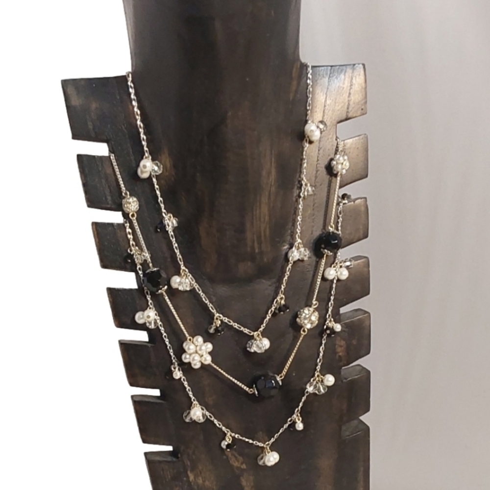 WHITE HOUSE BLACK MARKET 3‎ STRANDS MIX FAUX PEARL NECKLACE